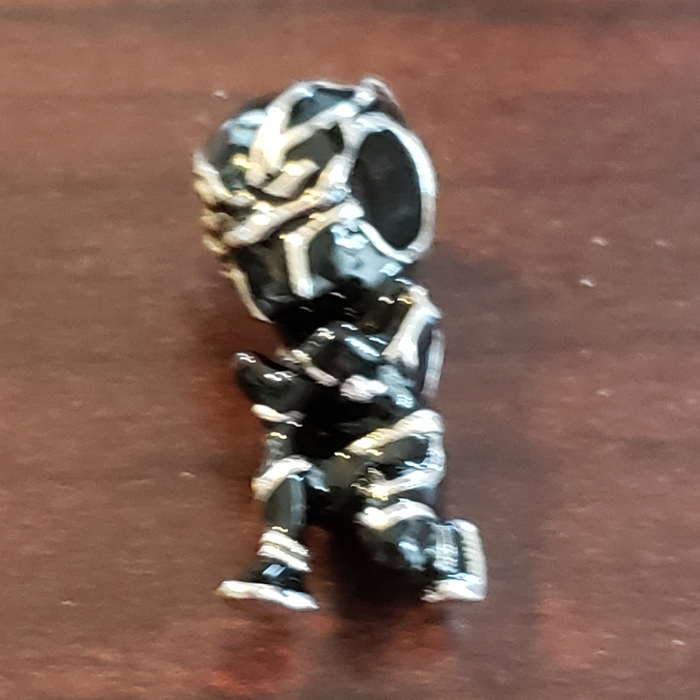 Marvel charm Black Panther